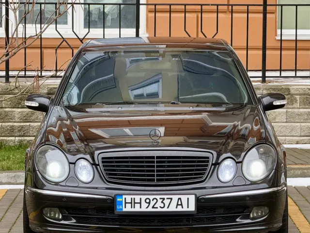 Mercedes-Benz E-Класс - фото 2