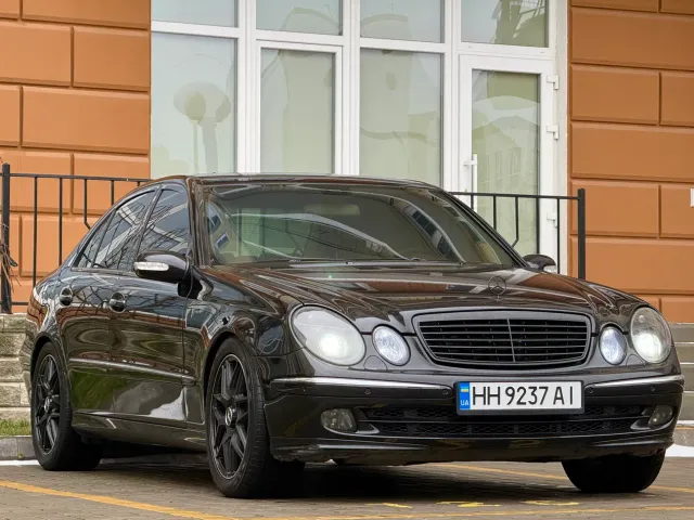 Mercedes-Benz E-Класс - фото 5