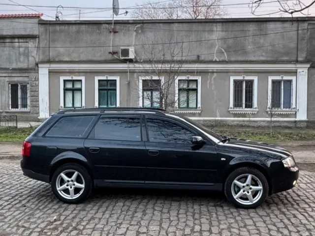 Audi A6 - фото 5