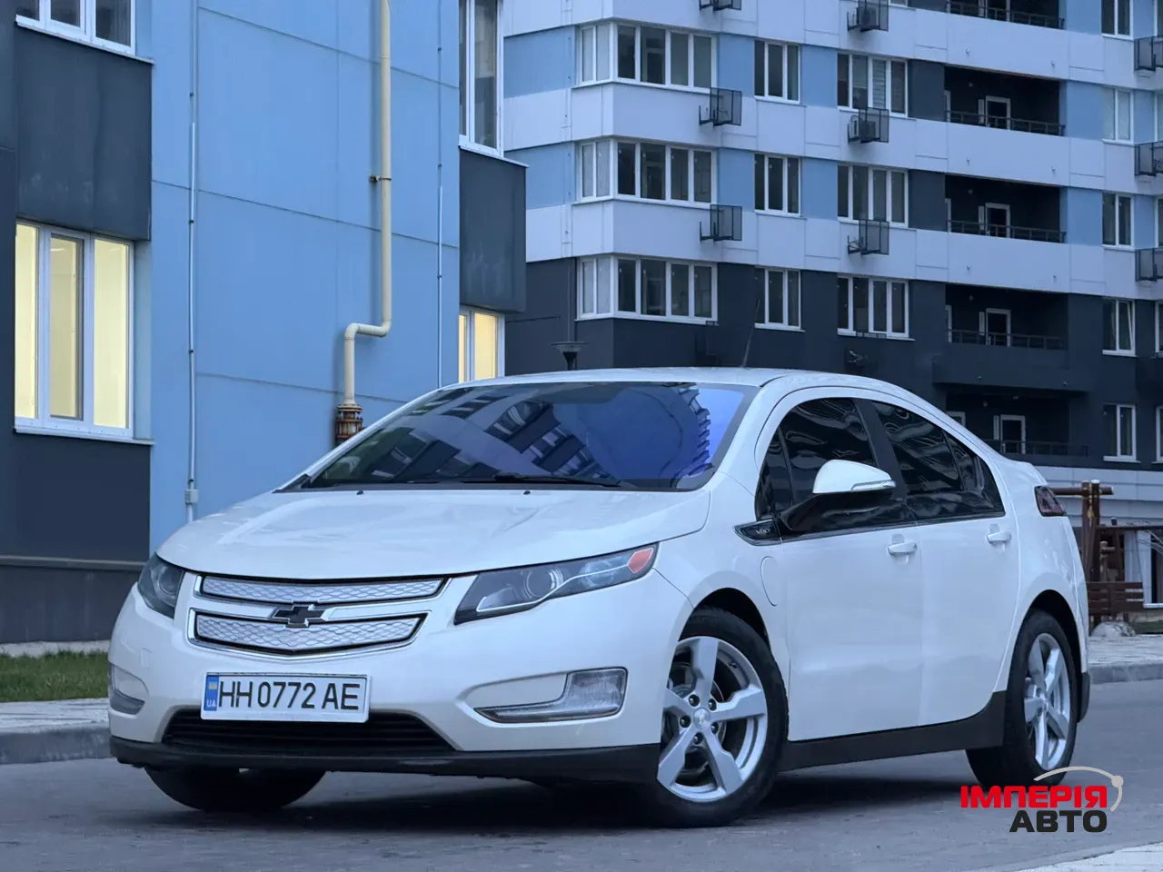 Chevrolet Volt - фото 1