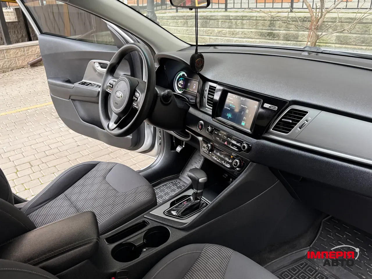 Kia Niro - фото 48