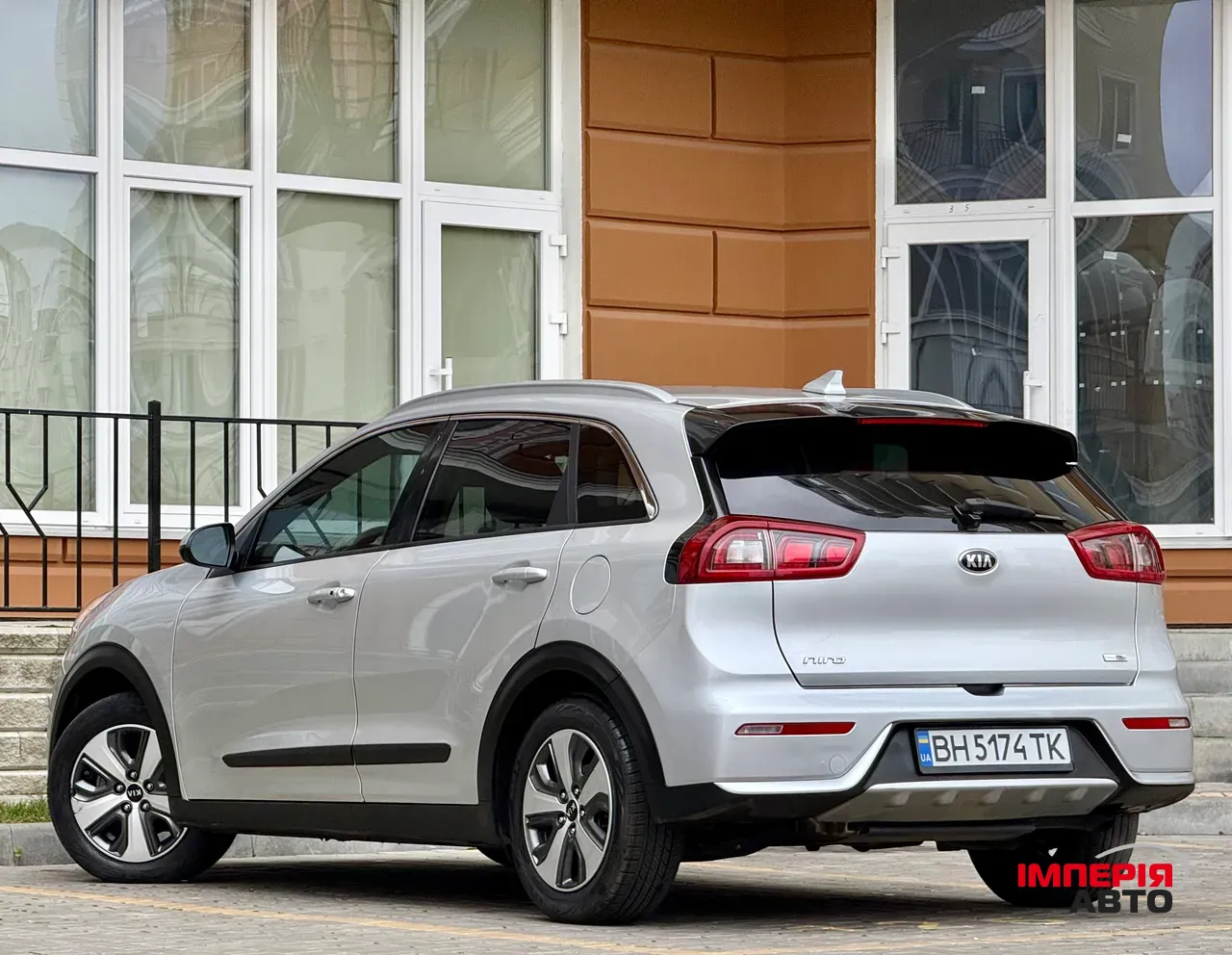 Kia Niro - фото 32