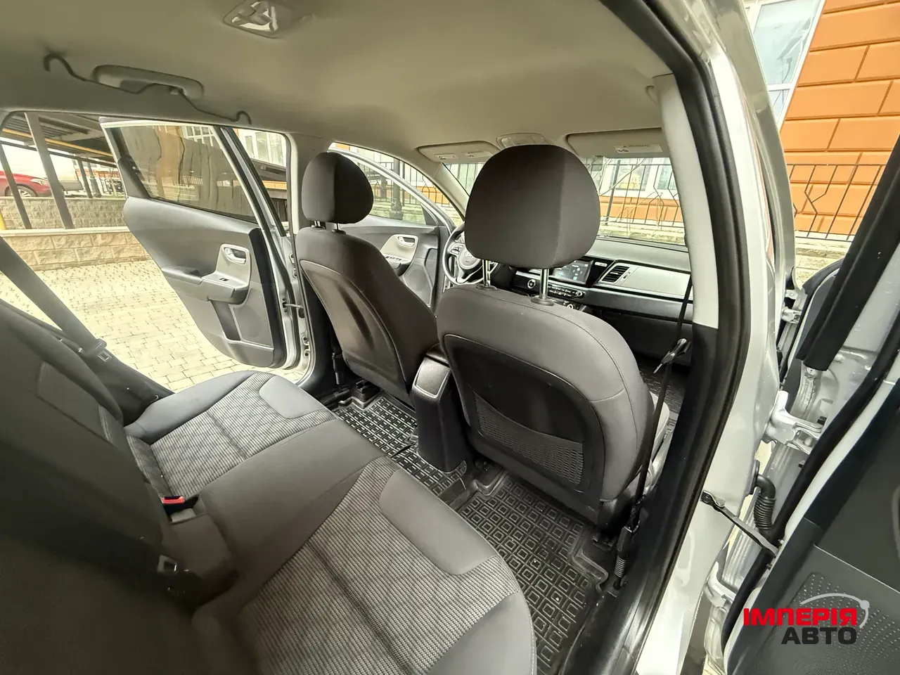 Kia Niro - фото 41