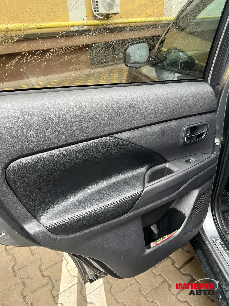 Mitsubishi Outlander - фото 10