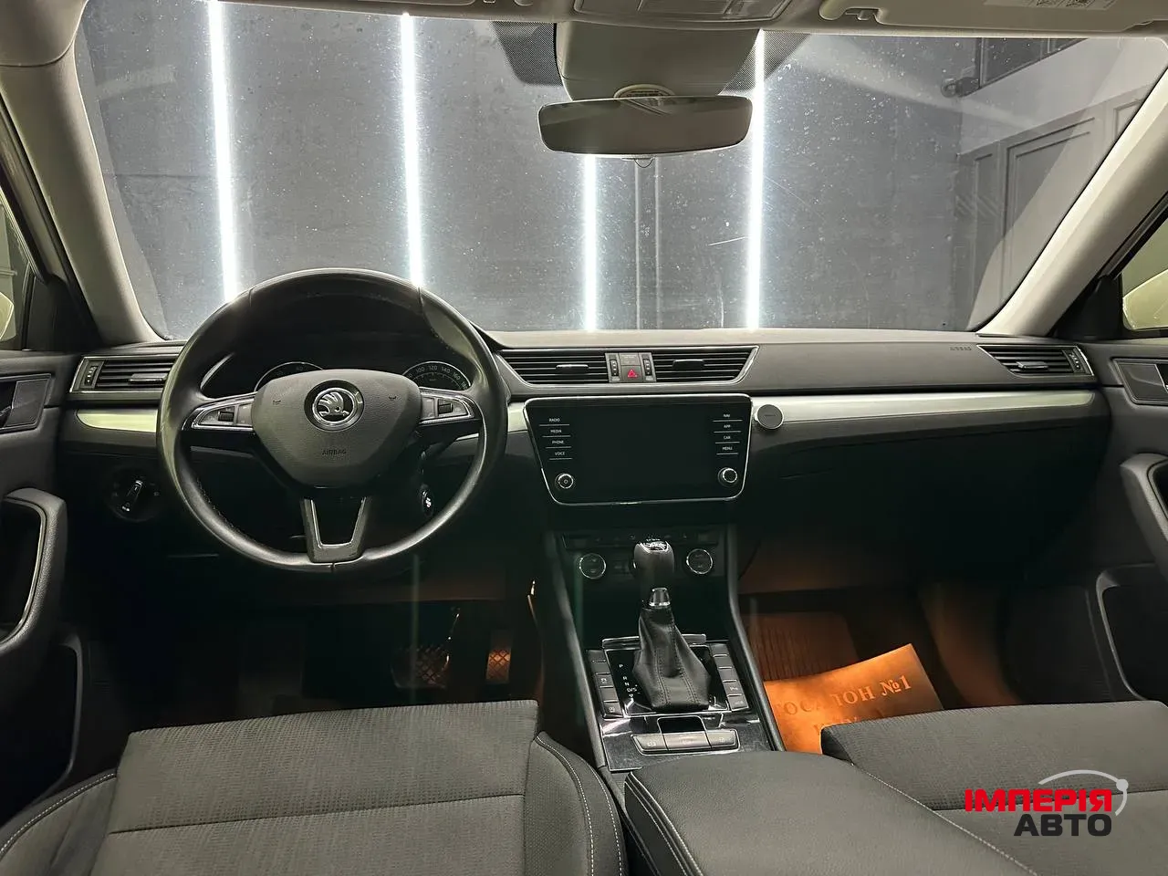 Skoda Superb - фото 12