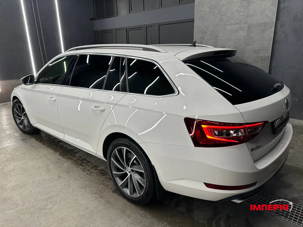 Skoda Superb - фото 4