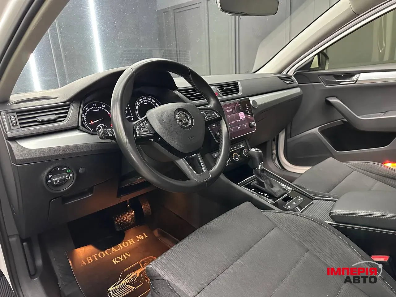 Skoda Superb - фото 10