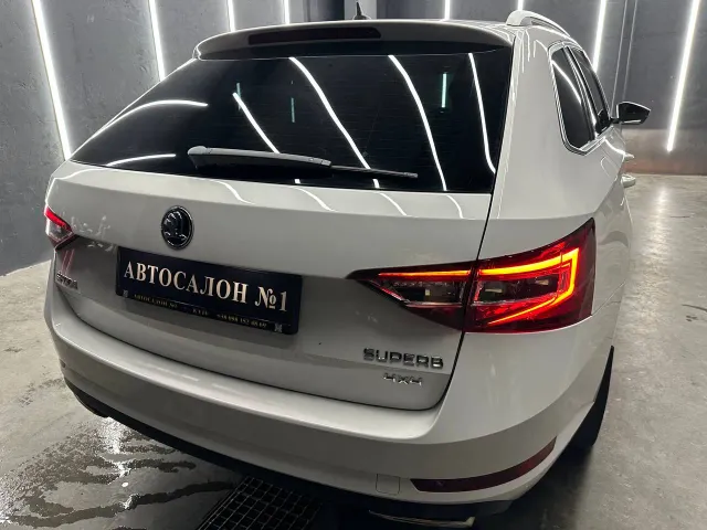 Skoda Superb - фото 5