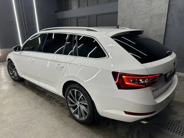 Skoda Superb - фото 4