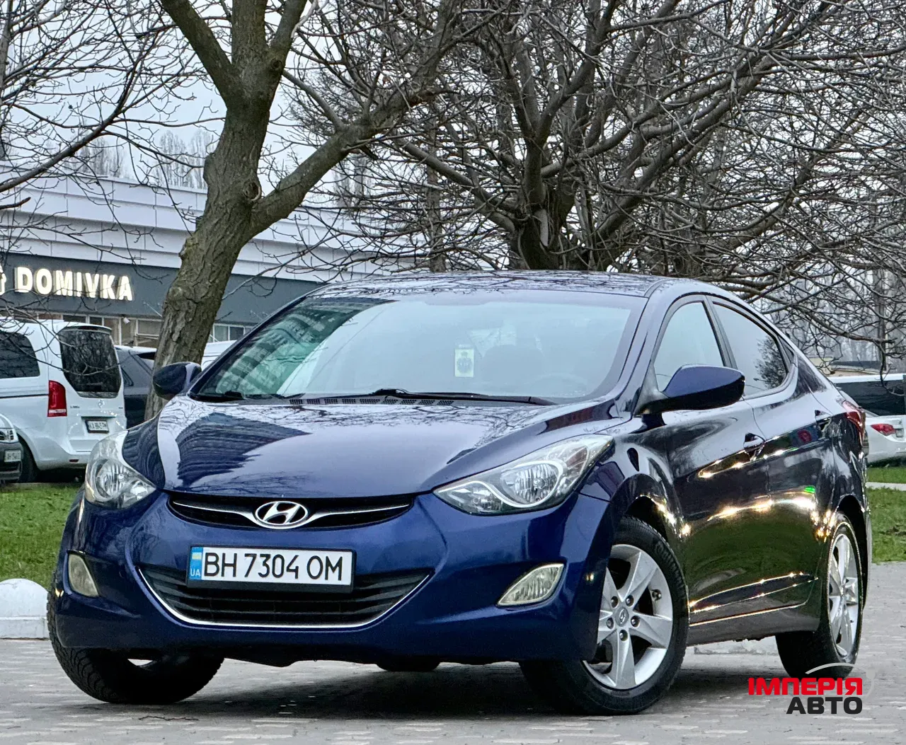 Hyundai Elantra - фото 1