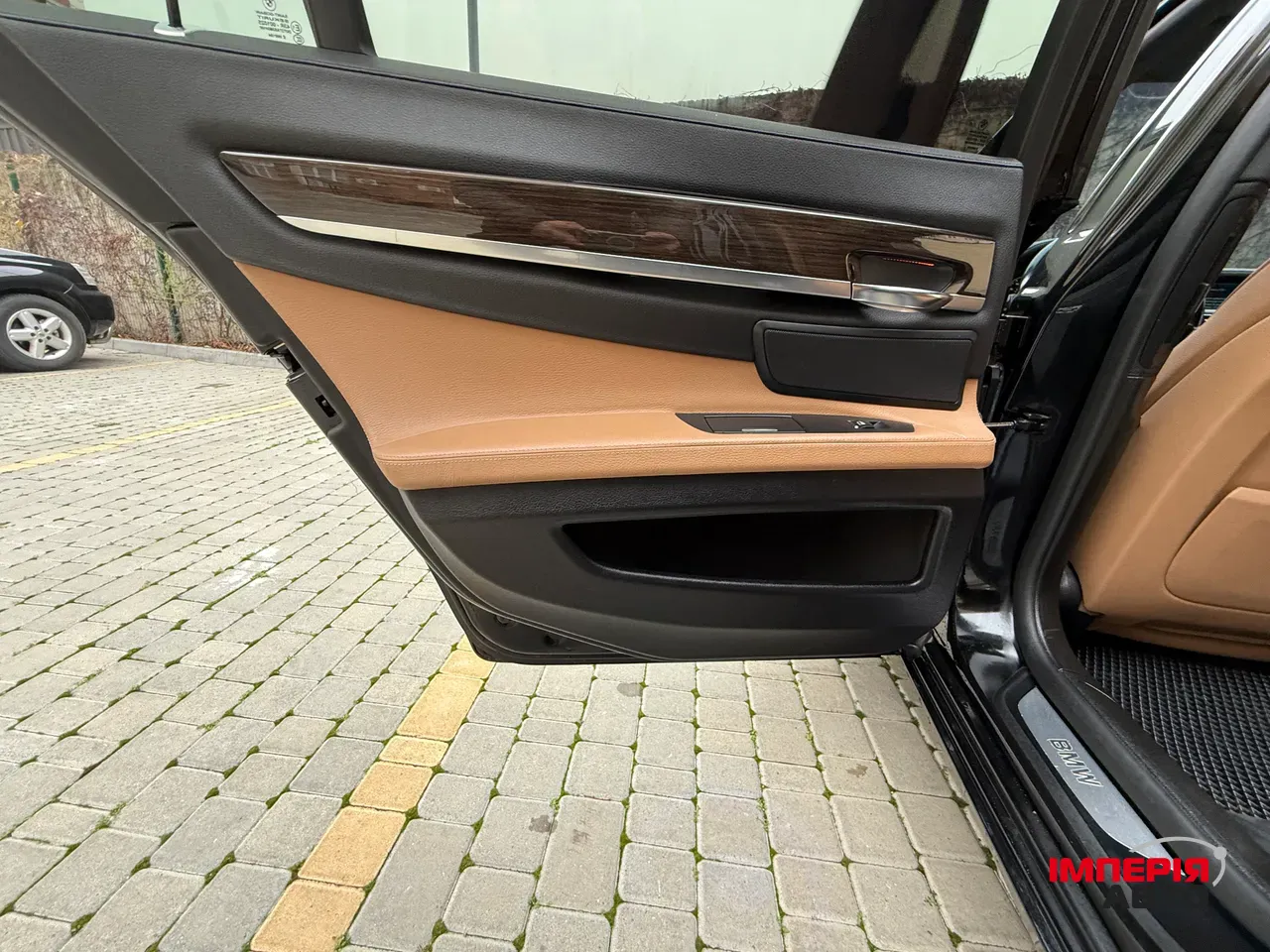 BMW 7 серії - фото 47