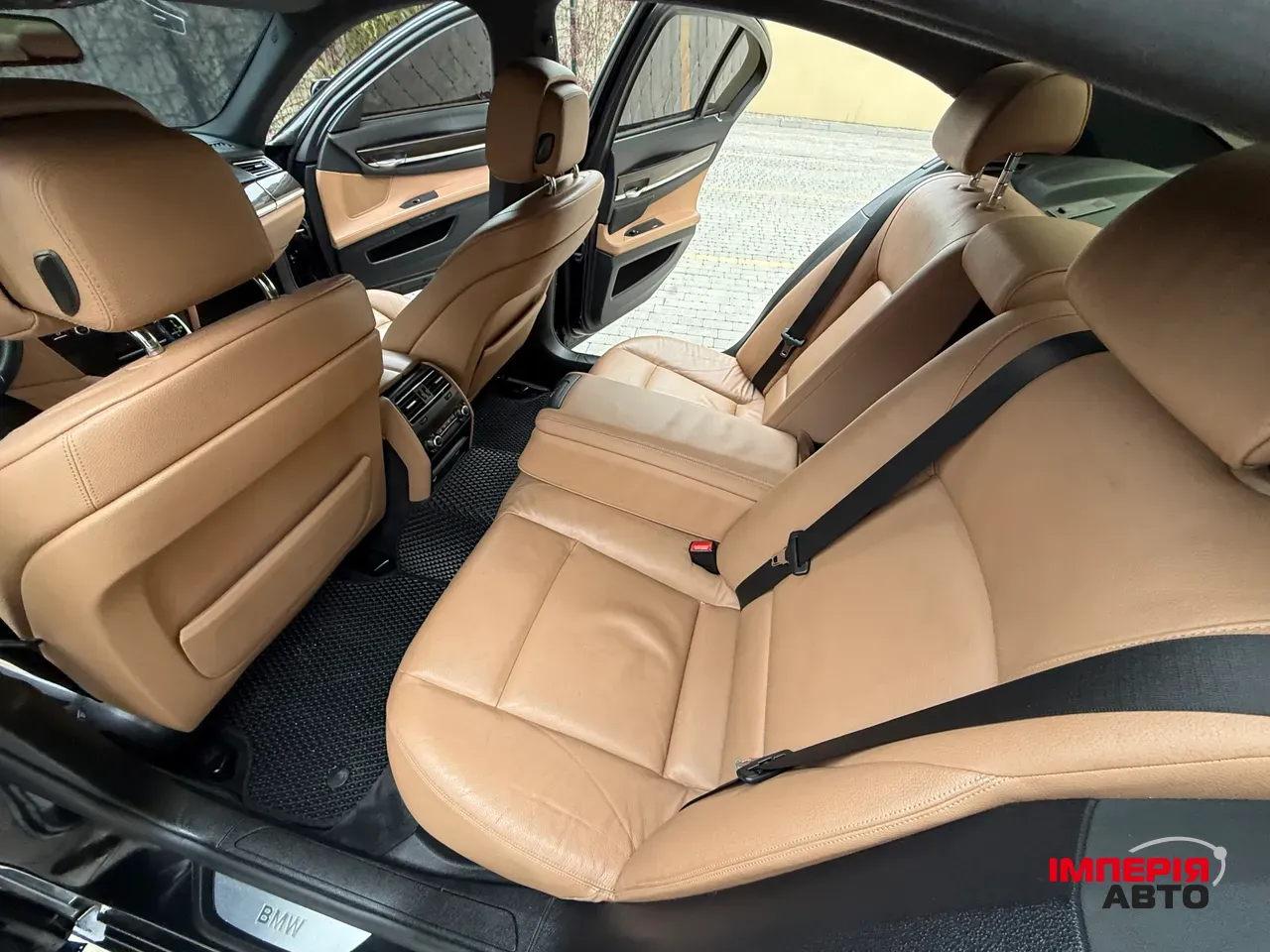 BMW 7 серії - фото 54