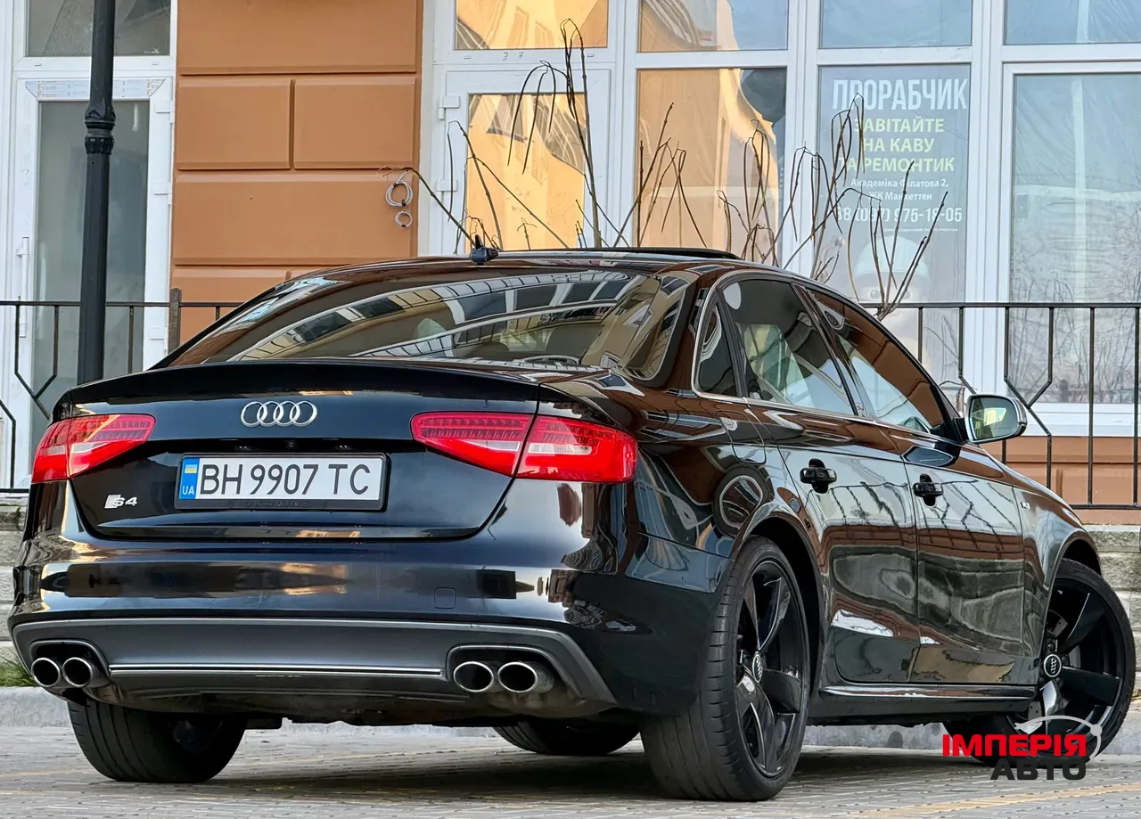 Audi S4 - фото 27