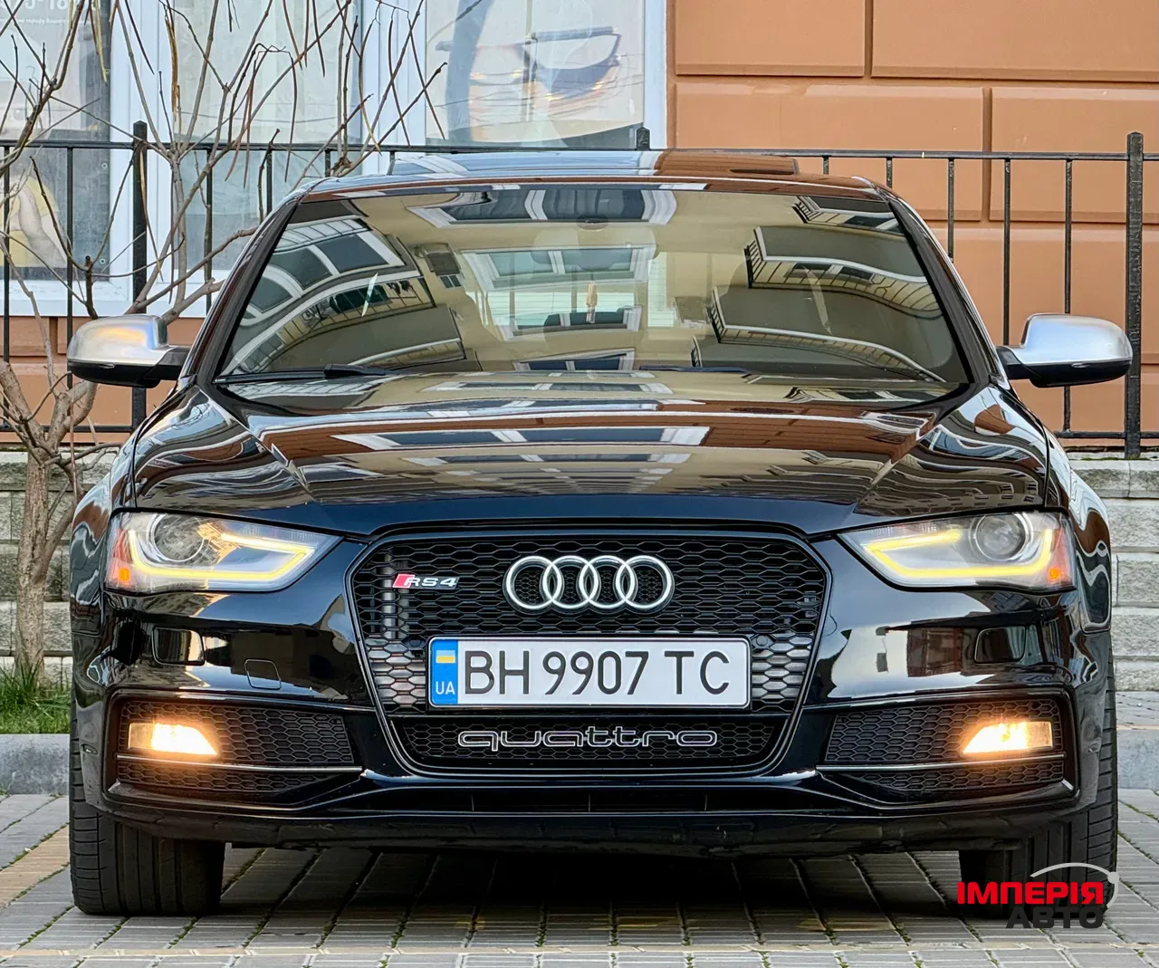 Audi S4 - фото 2