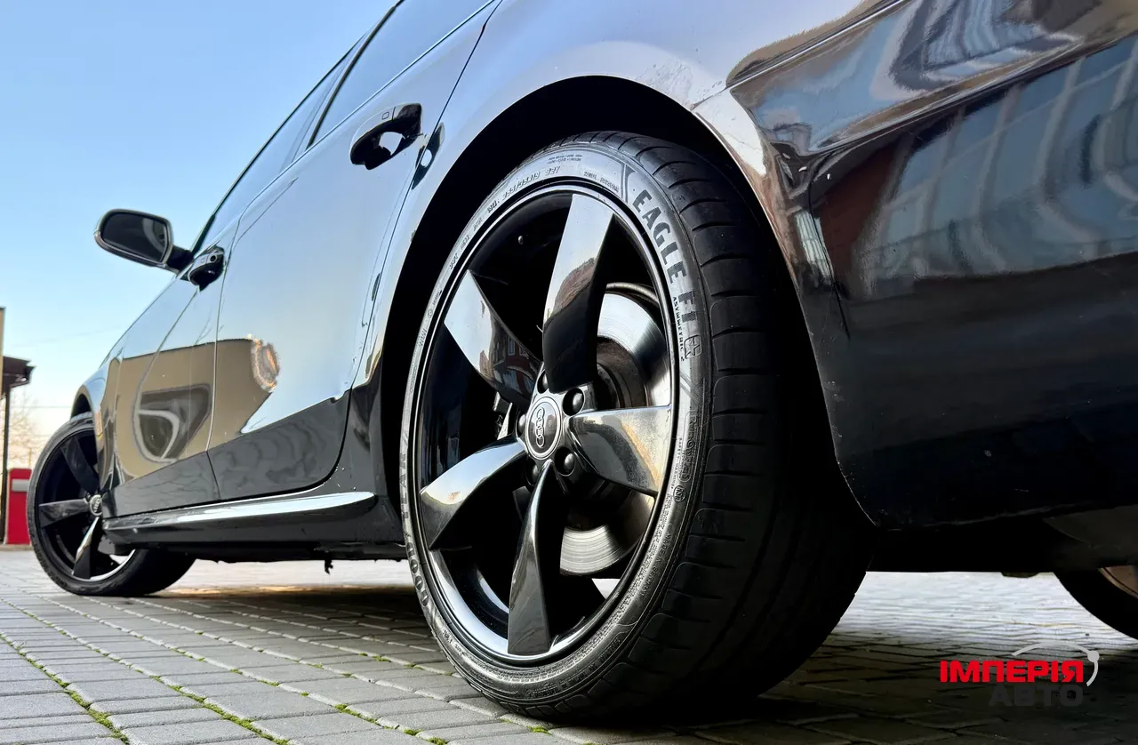 Audi S4 - фото 13