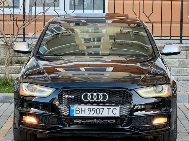 Audi S4 - фото 3