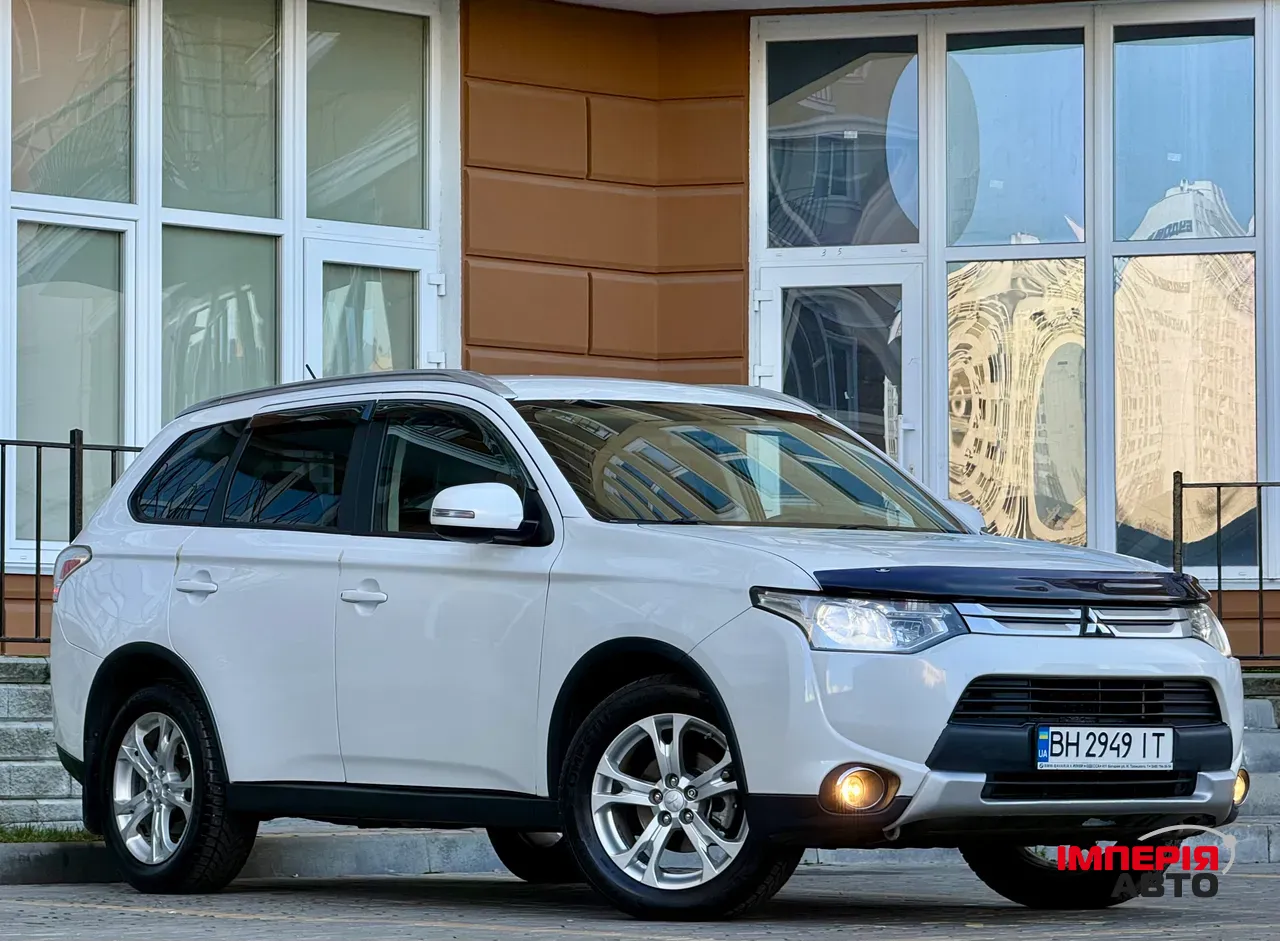 Mitsubishi Outlander - фото 18