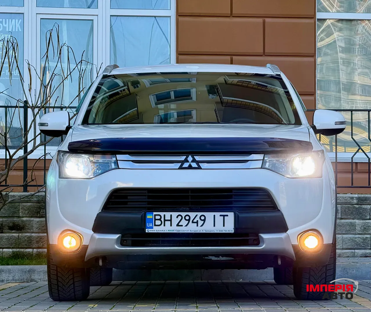 Mitsubishi Outlander - фото 4