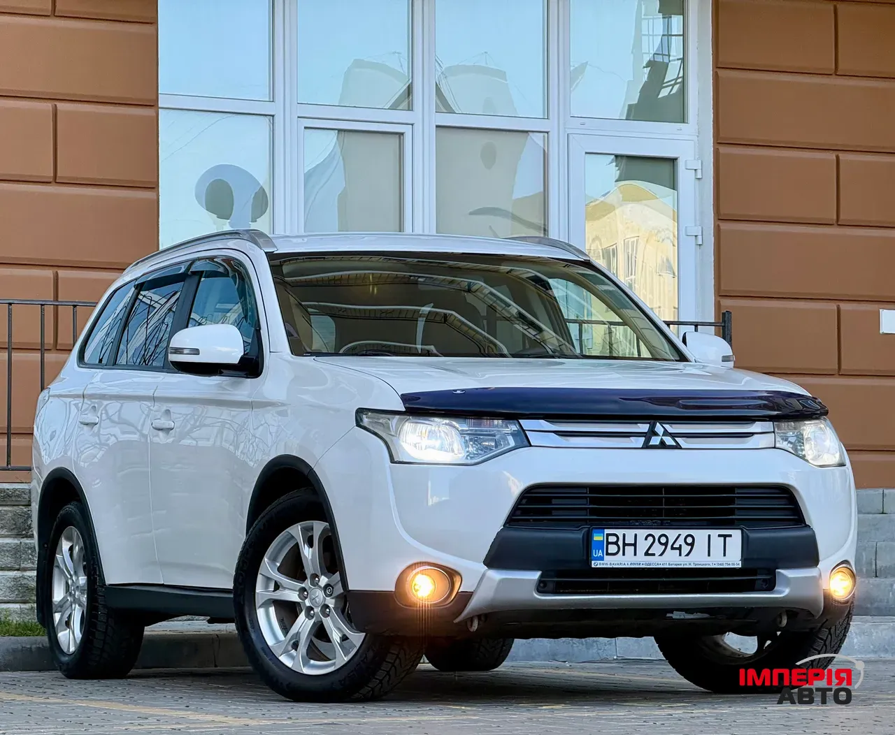 Mitsubishi Outlander - фото 16