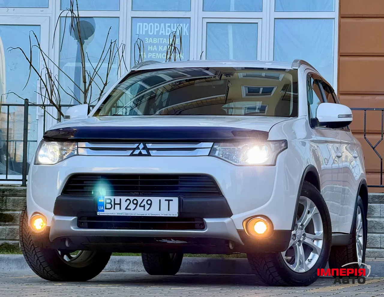 Mitsubishi Outlander - фото 12