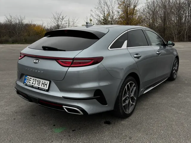 Kia Proceed - фото 1