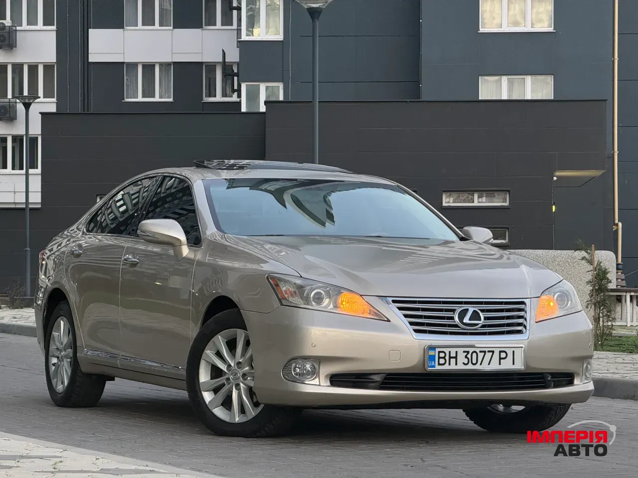 Lexus ES - фото 24