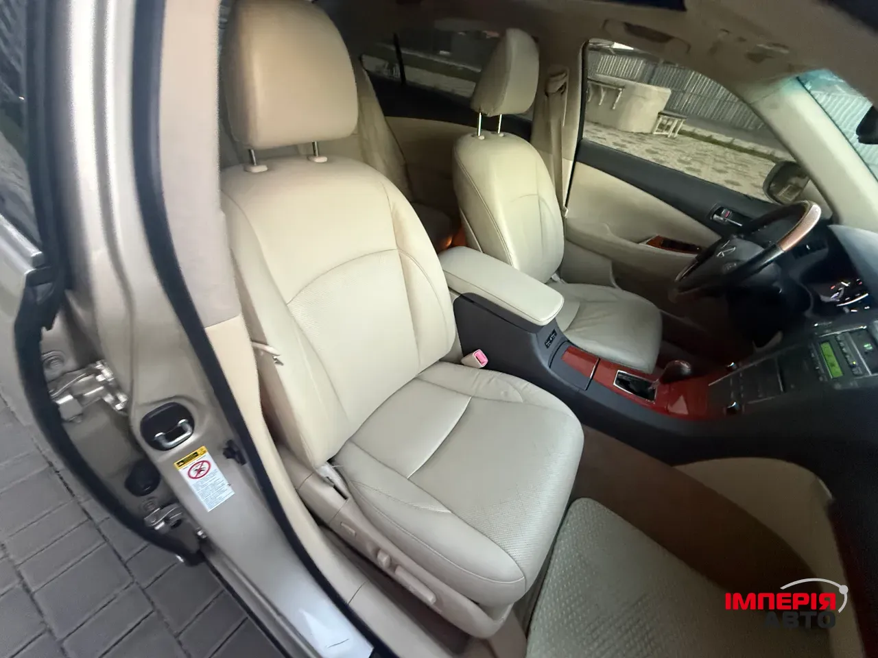 Lexus ES - фото 56