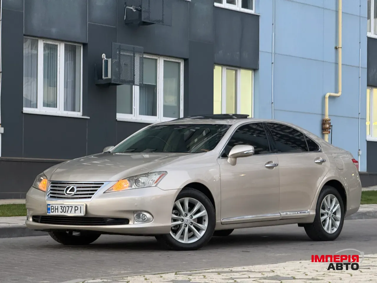 Lexus ES - фото 15