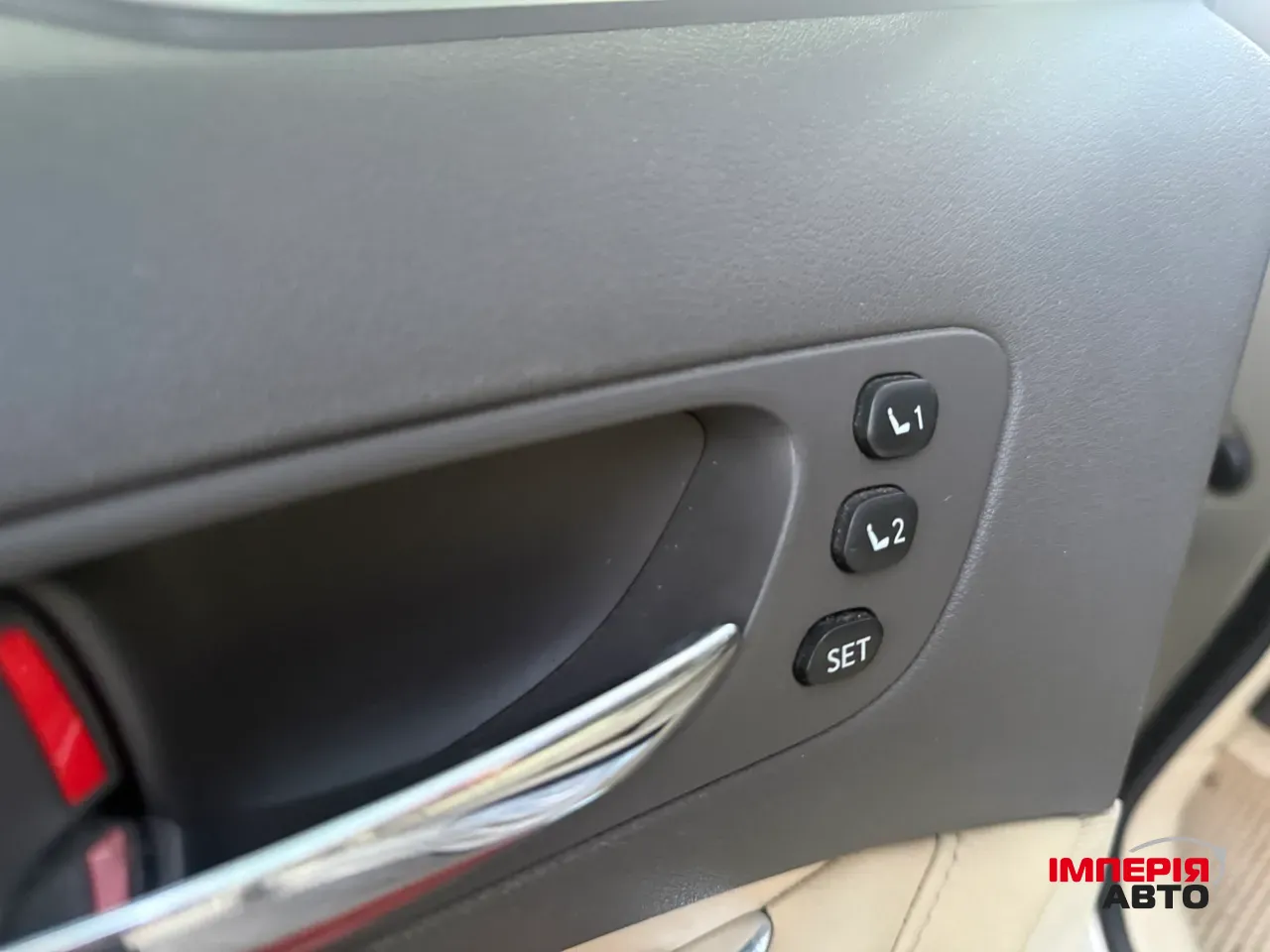 Lexus ES - фото 37