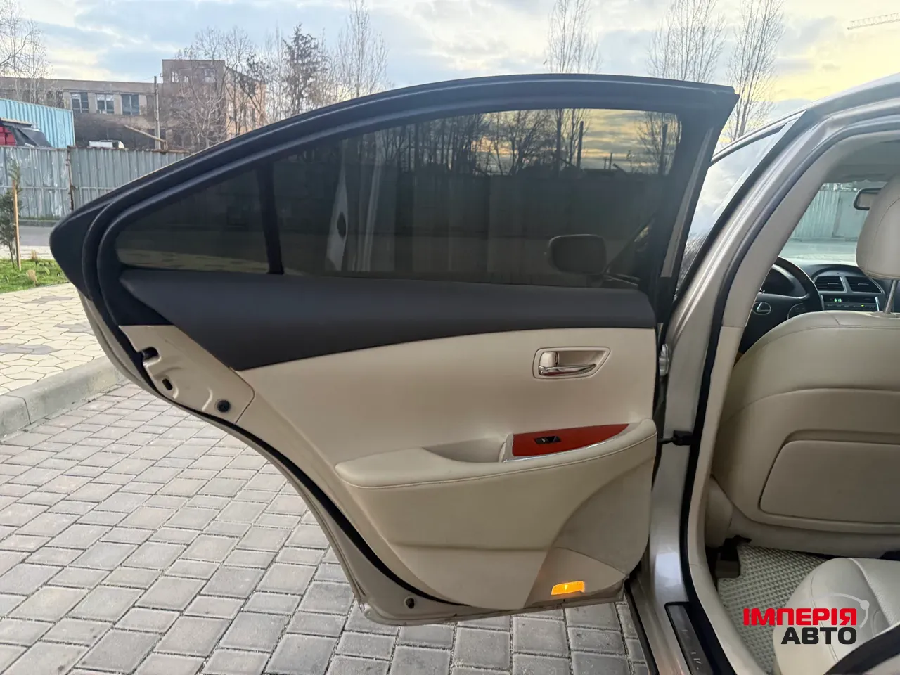 Lexus ES - фото 67