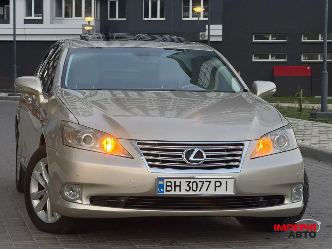 Lexus ES - фото 21