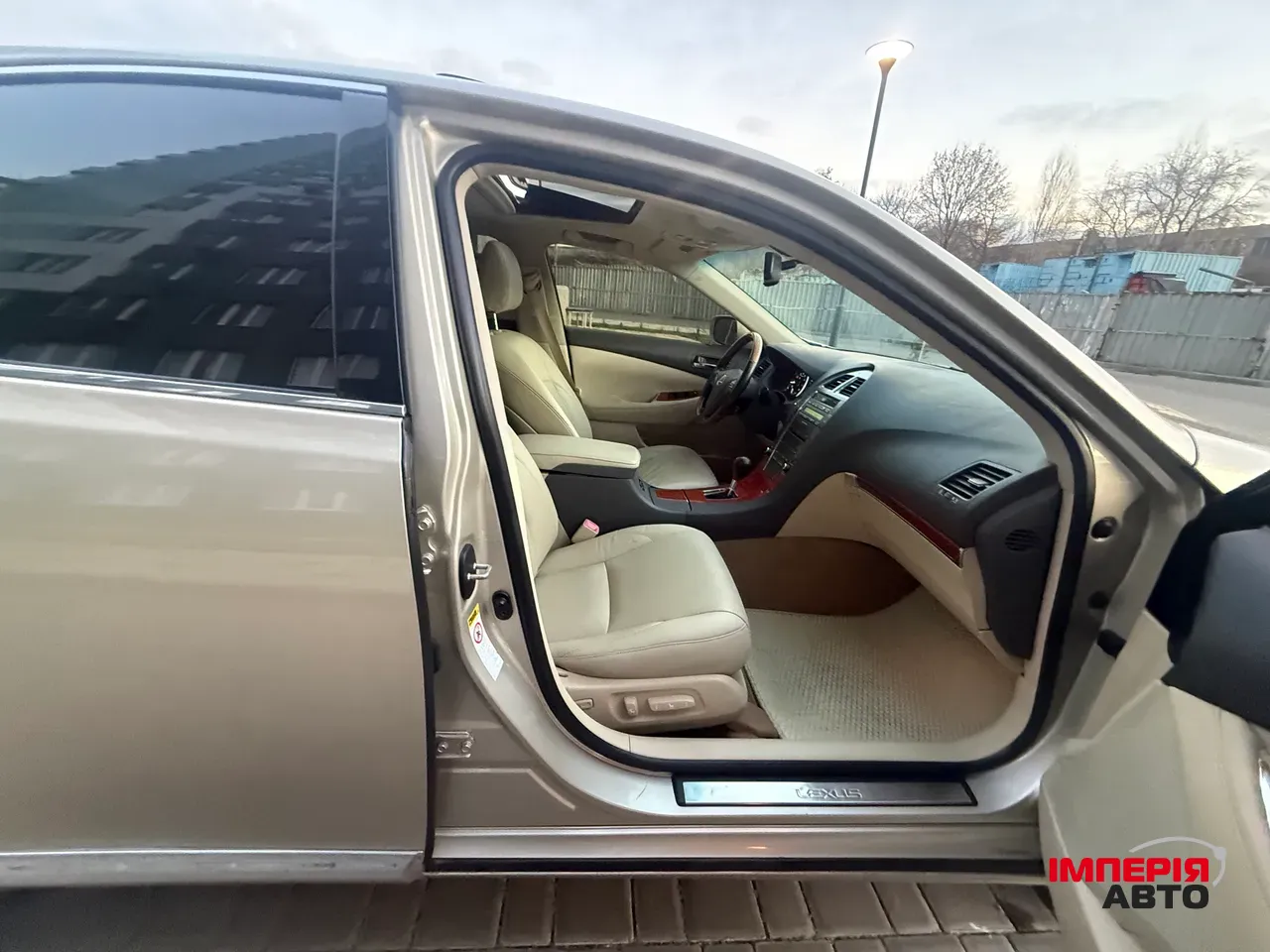 Lexus ES - фото 51