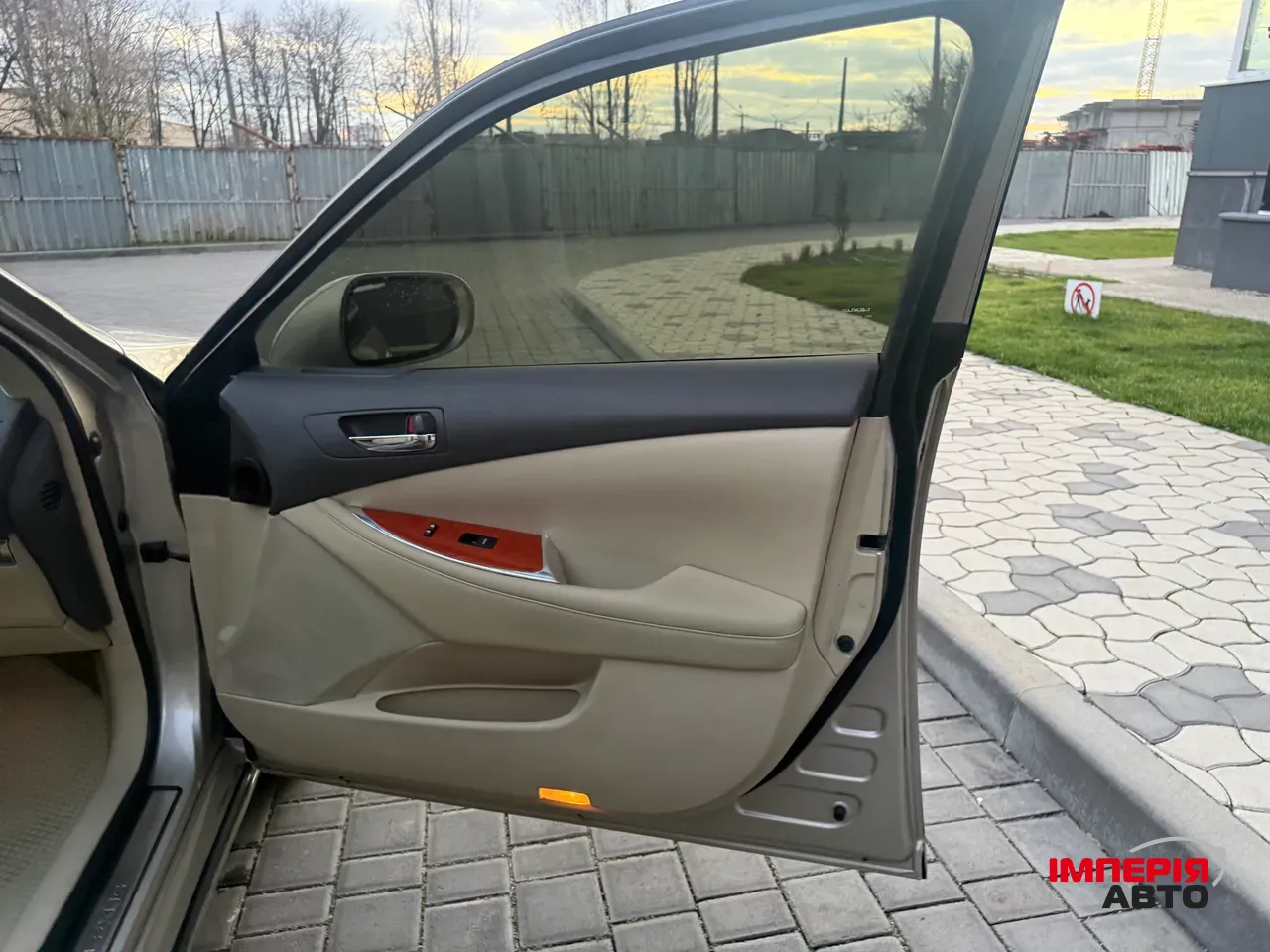 Lexus ES - фото 48