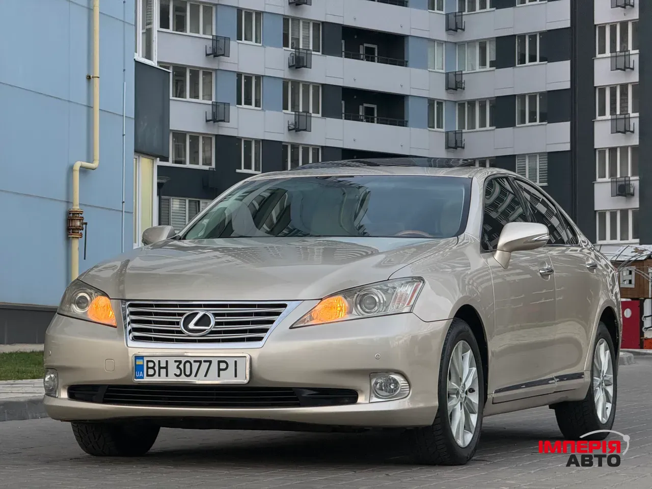 Lexus ES - фото 5