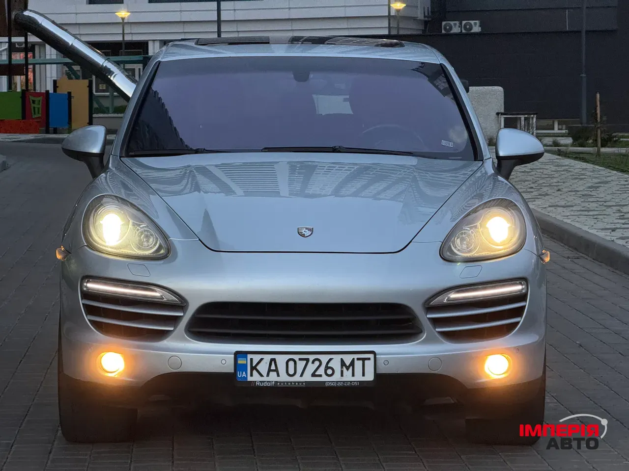 Porsche Cayenne - фото 2