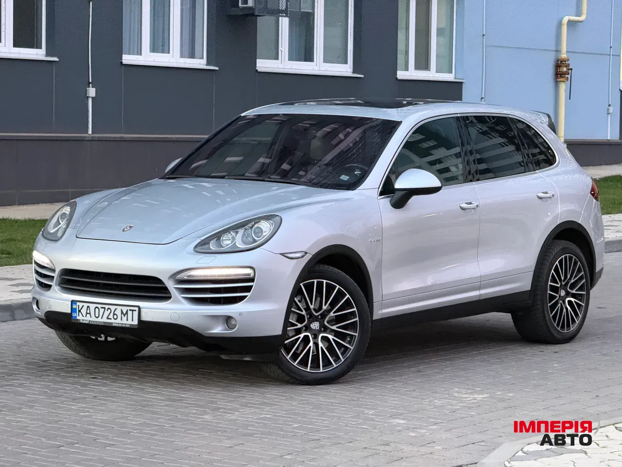 Porsche Cayenne - фото 14