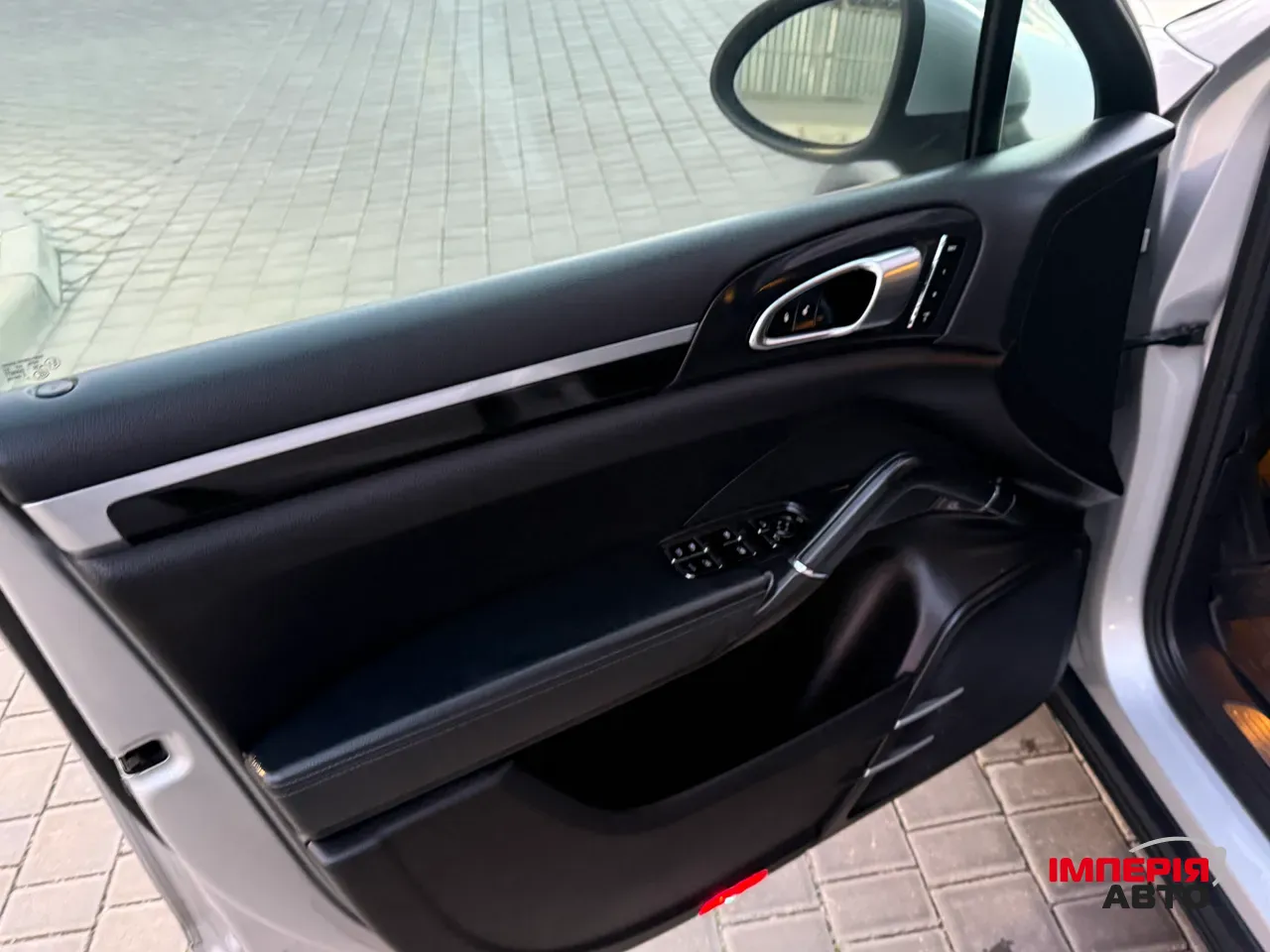 Porsche Cayenne - фото 38