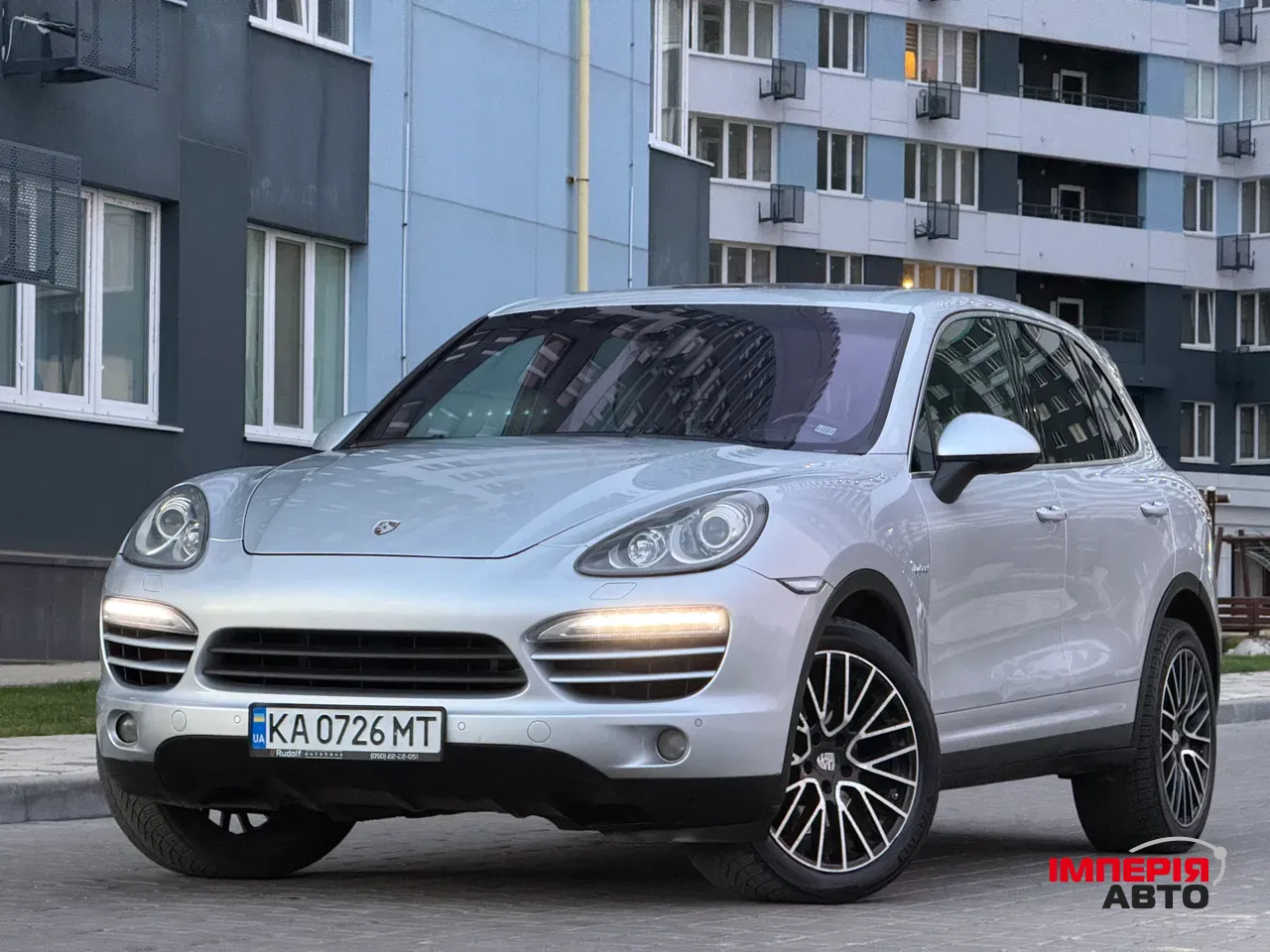 Porsche Cayenne - фото 15