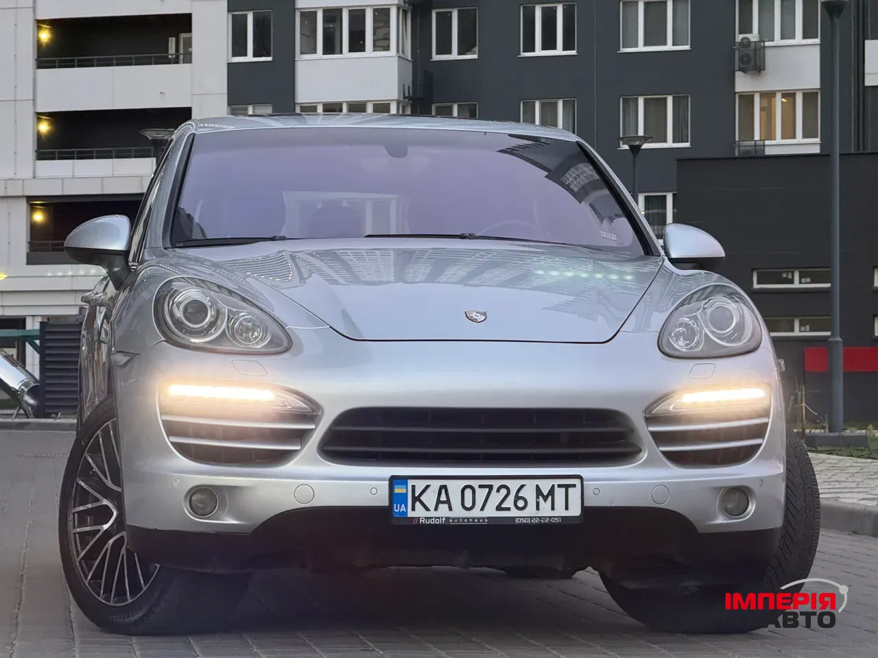 Porsche Cayenne - фото 19