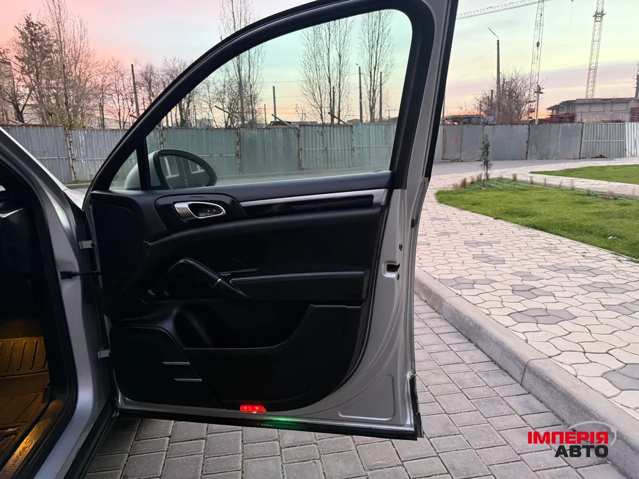 Porsche Cayenne - фото 53