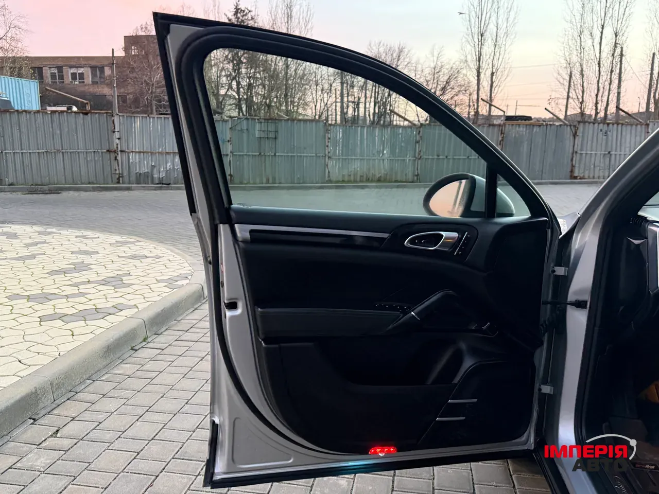 Porsche Cayenne - фото 39