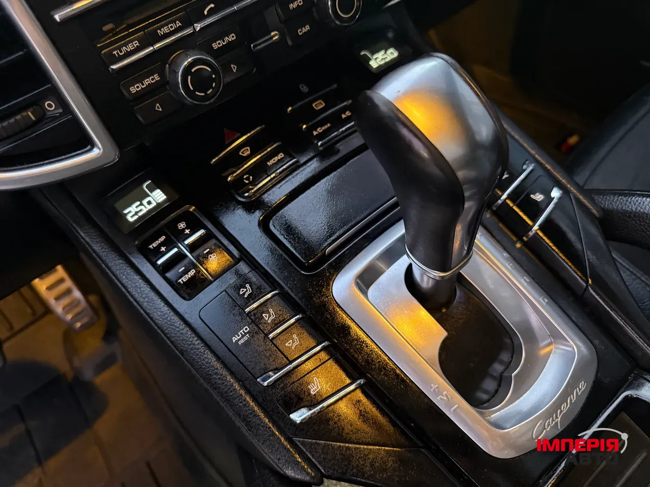 Porsche Cayenne - фото 50