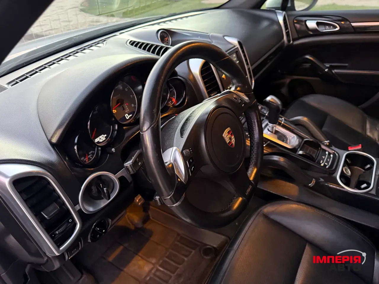 Porsche Cayenne - фото 44