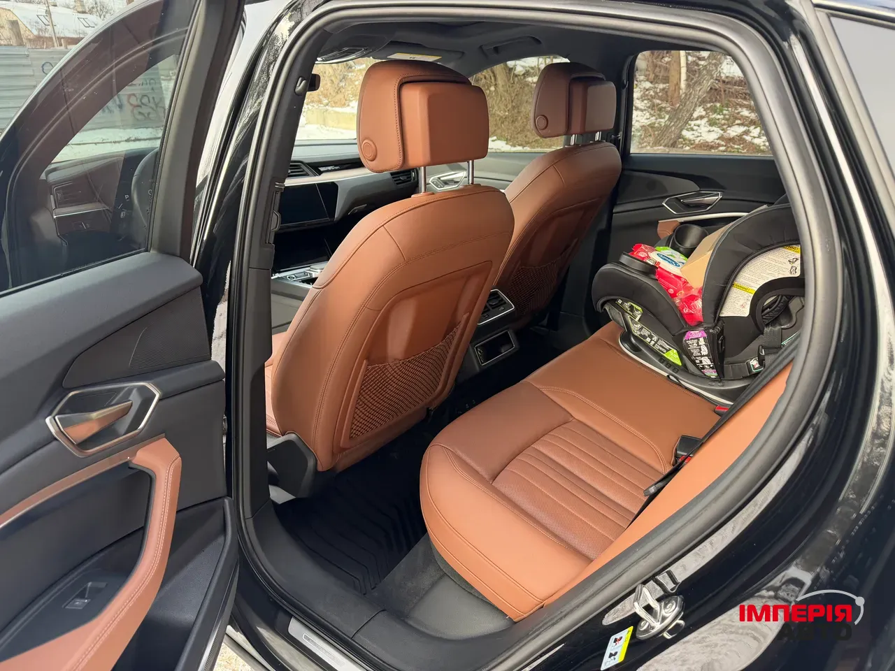 Audi Q8 e-tron - фото 31