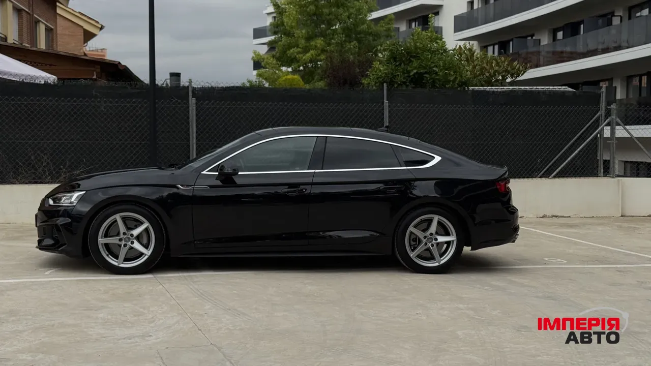Audi A5 - фото 6