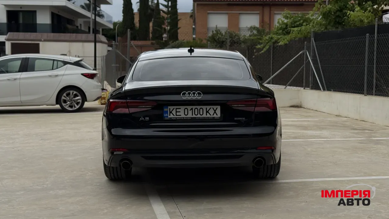 Audi A5 - фото 7