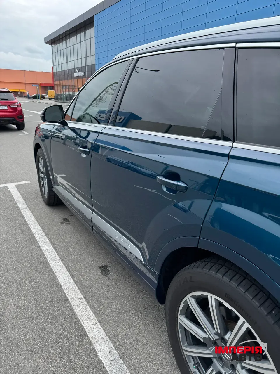 Audi Q7 - фото 7