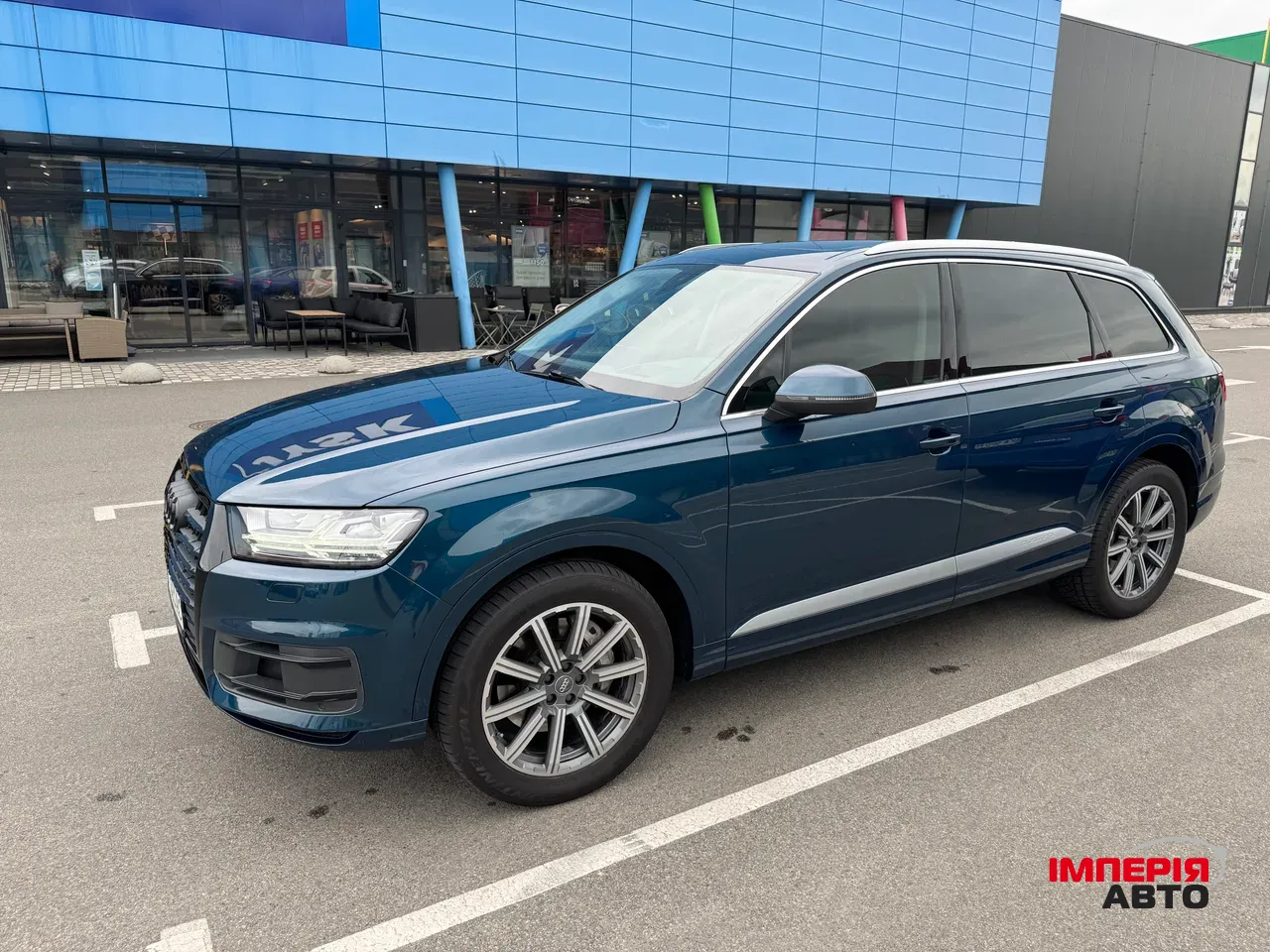 Audi Q7 - фото 16