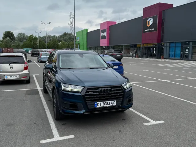 Audi Q7 - фото 3