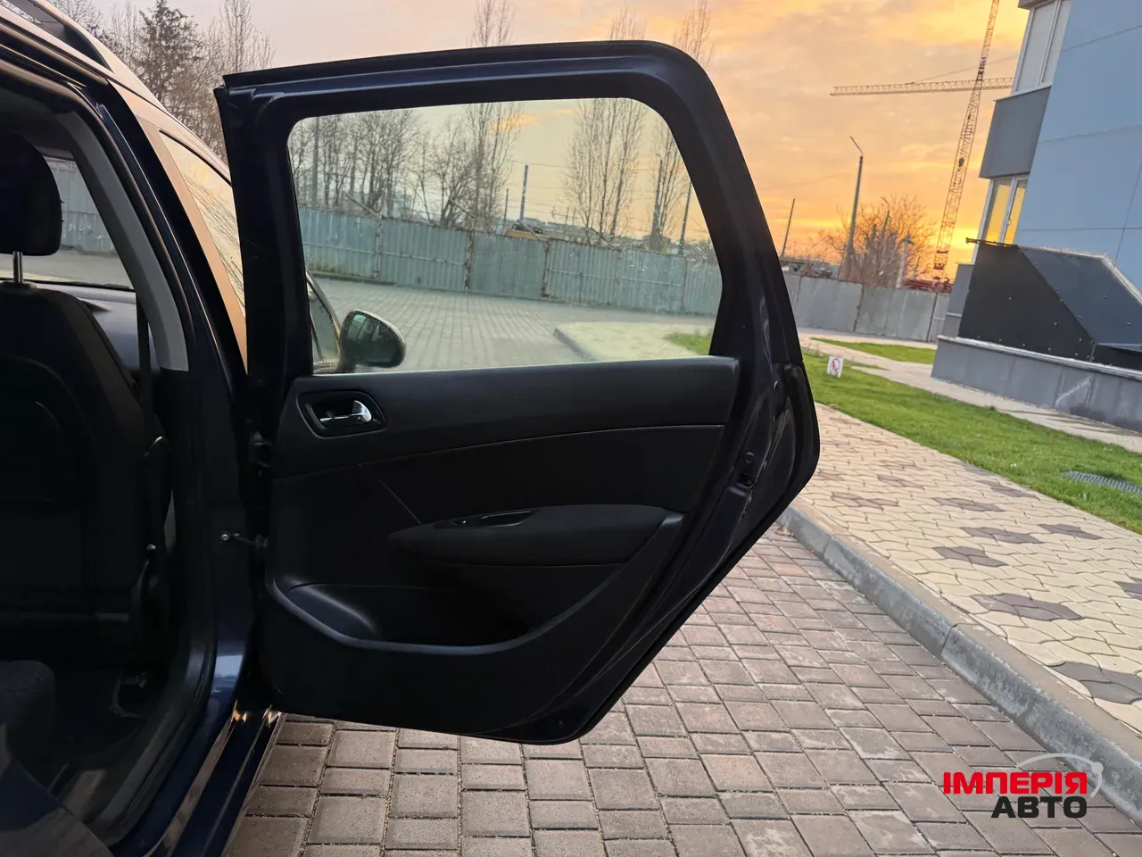 Peugeot 308 - фото 52